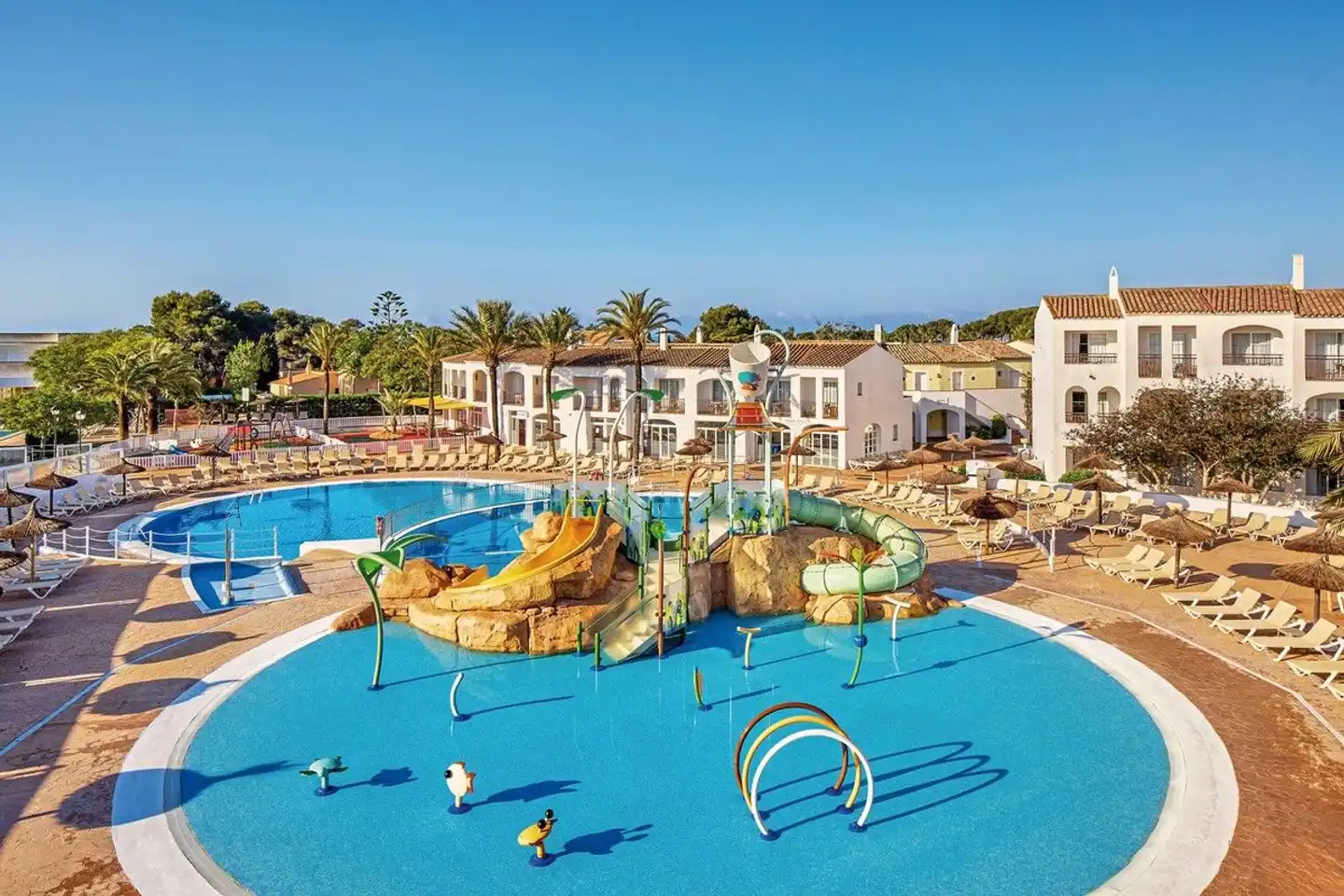 Sol Falcó All Inclusive Pool