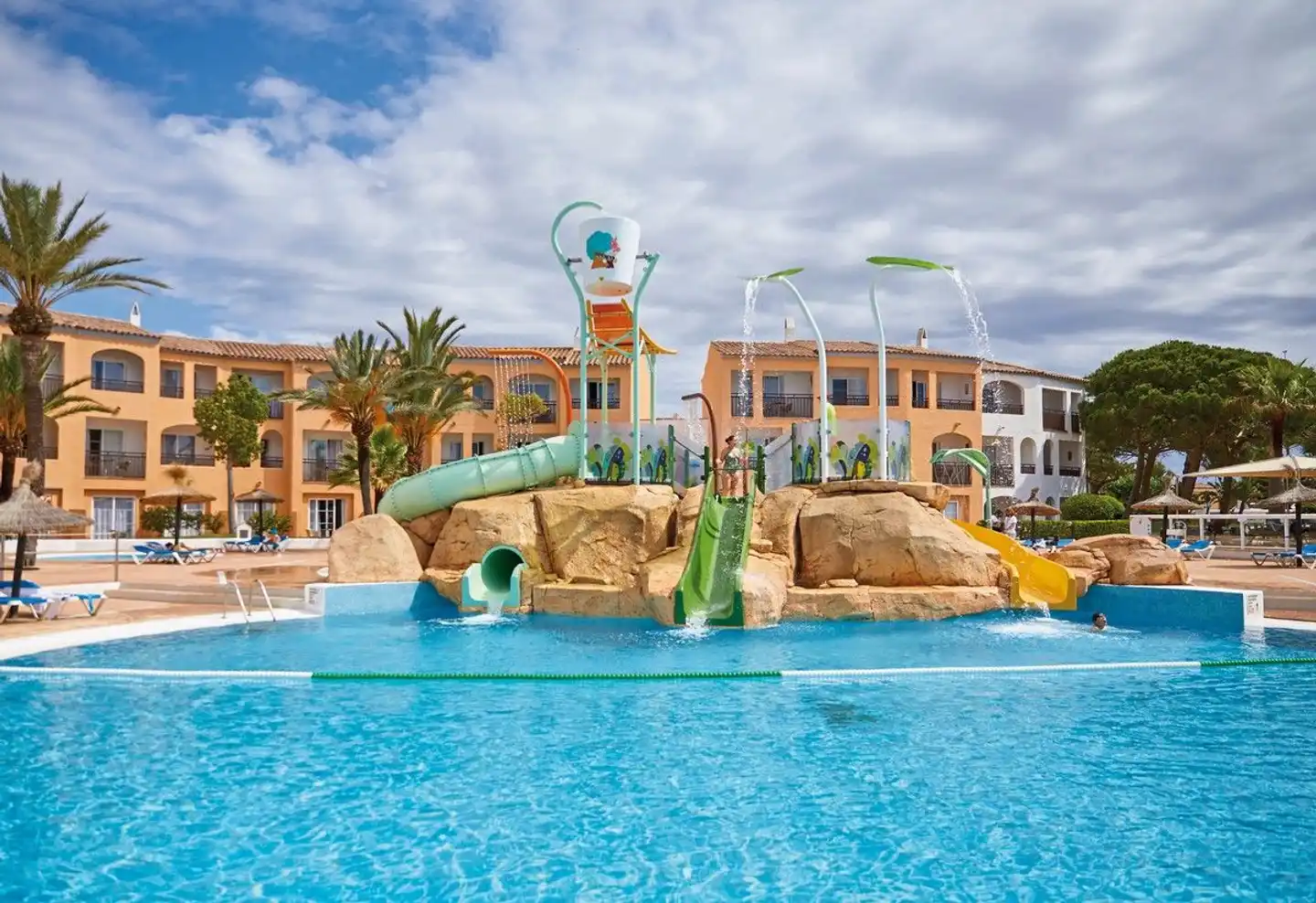 Sol Falcó All Inclusive Pool