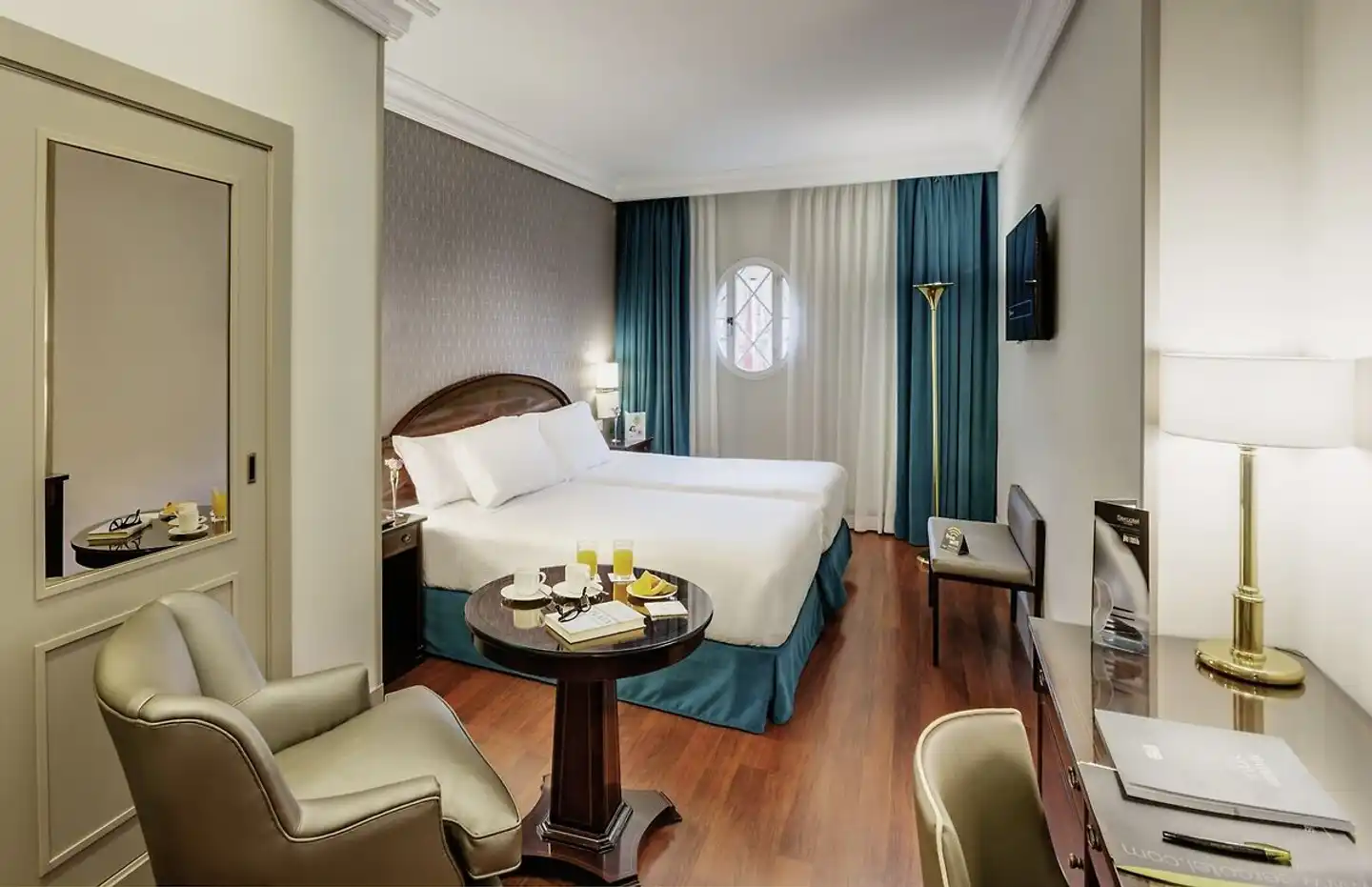 Sercotel Gran Hotel Conde Duque Wohnbeispiel