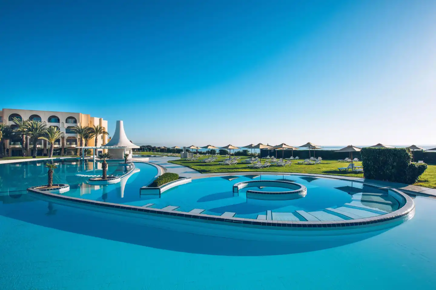 Iberostar Waves Averroes Pool