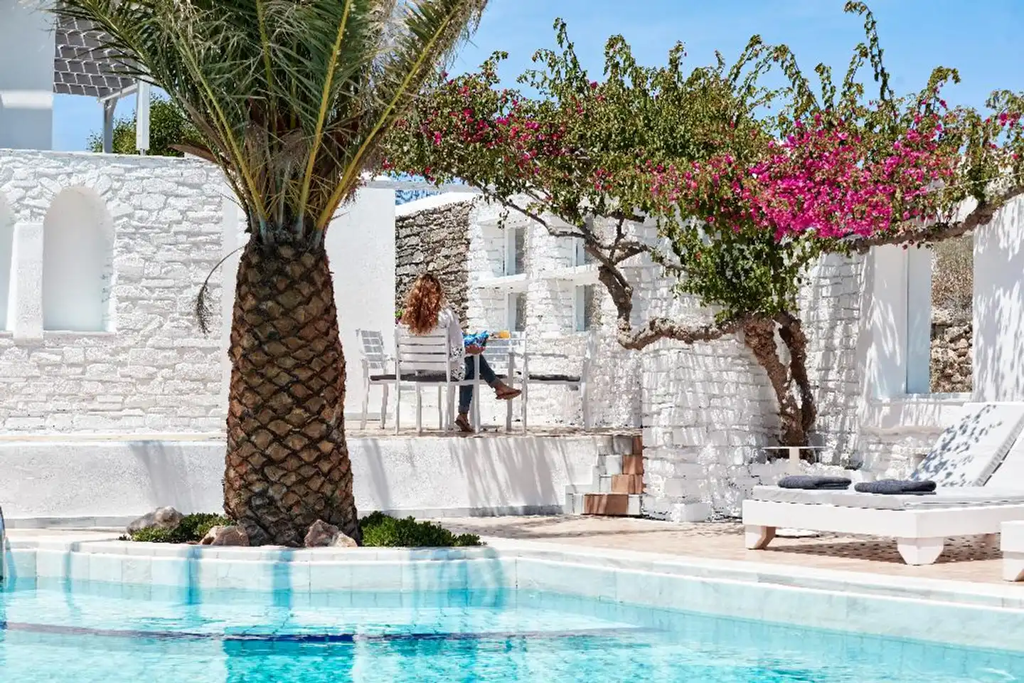Mr & Mrs White Pool