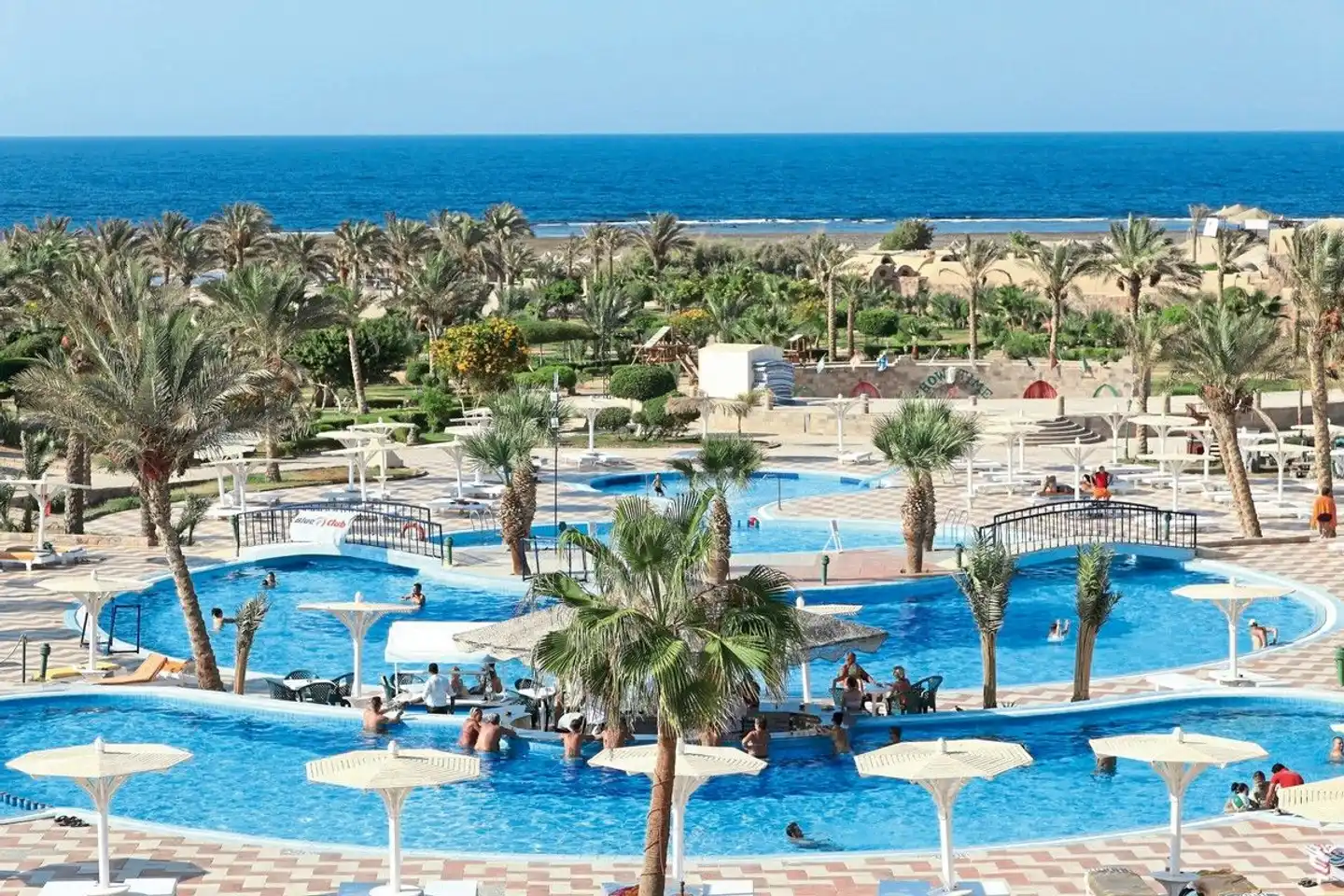 Acel Beach Resort Pool