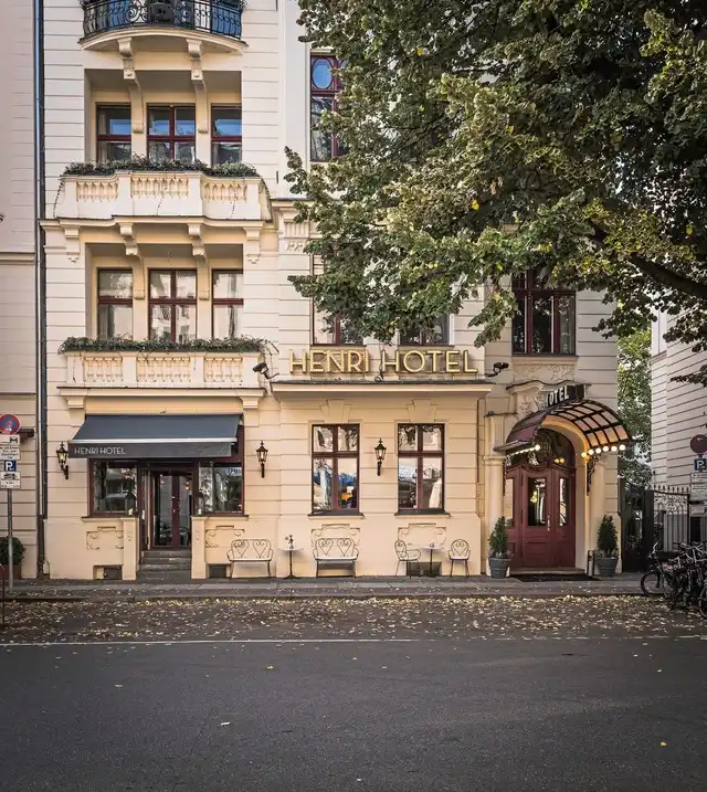 HENRI Hotel Berlin Kurfürstendamm Aussenansicht