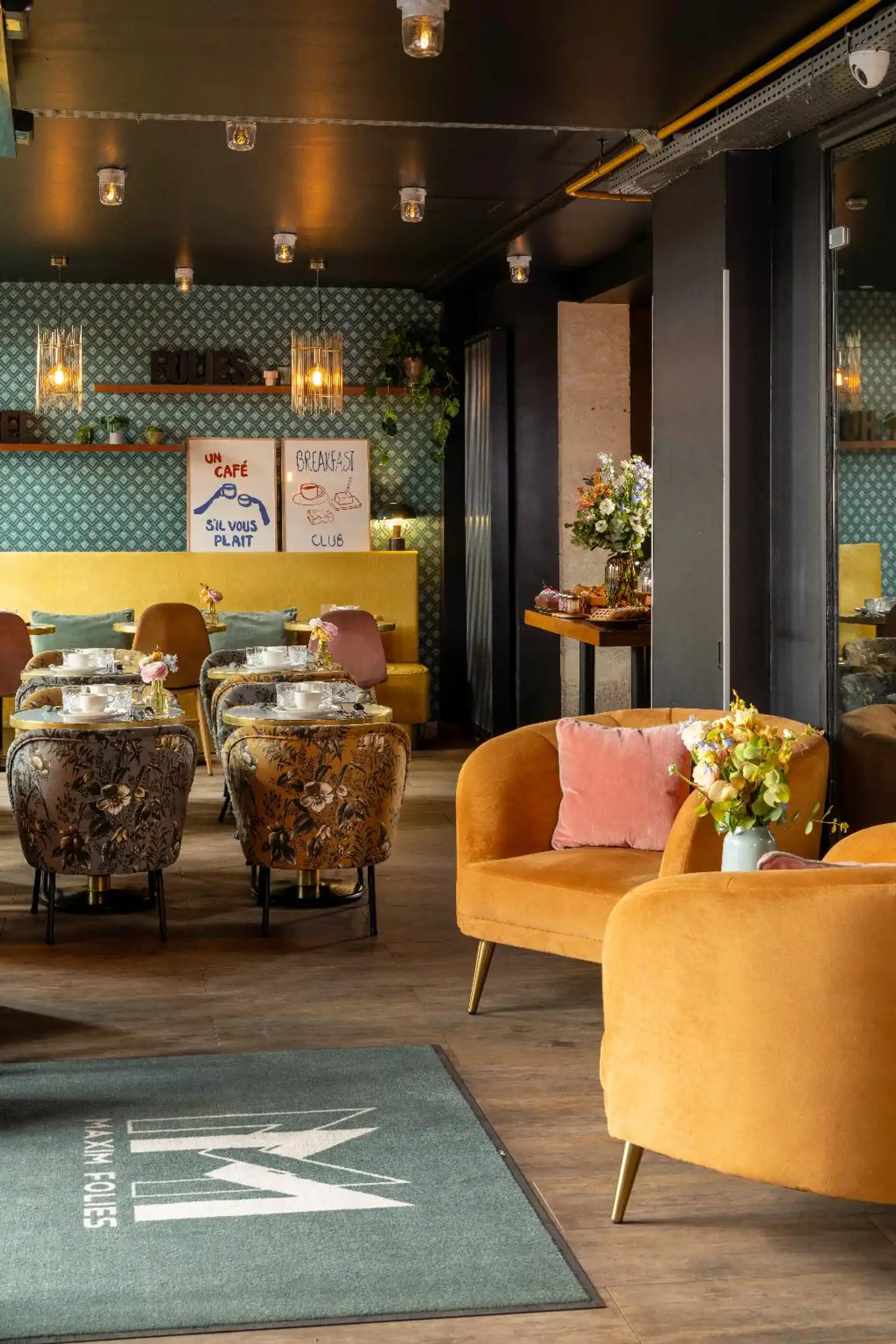 Maxim Folies Lobby