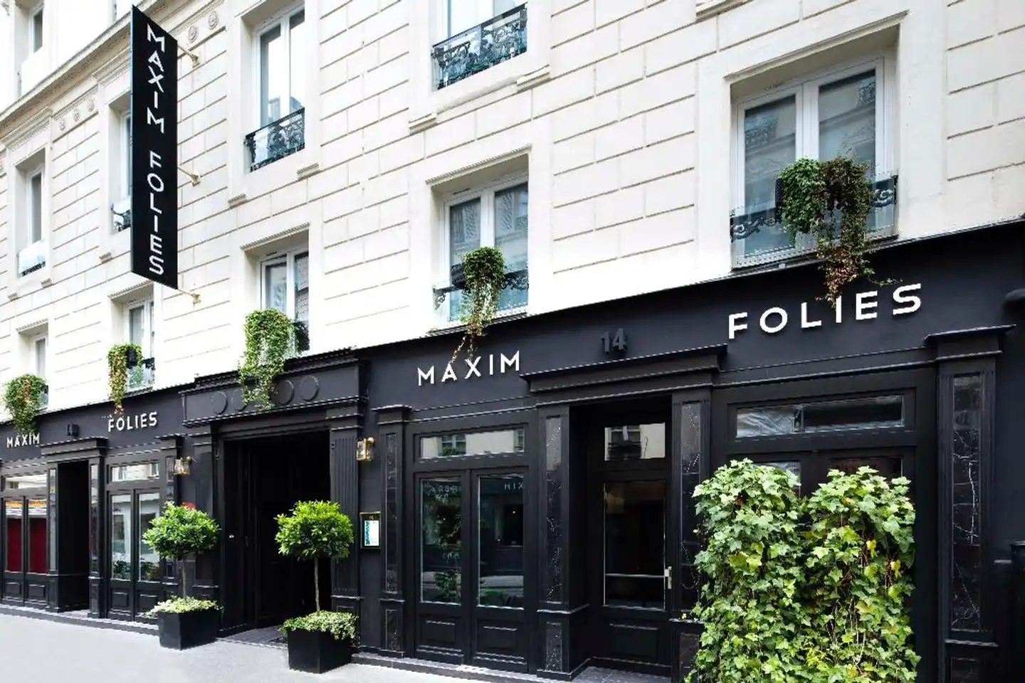 Maxim Folies Aussenansicht