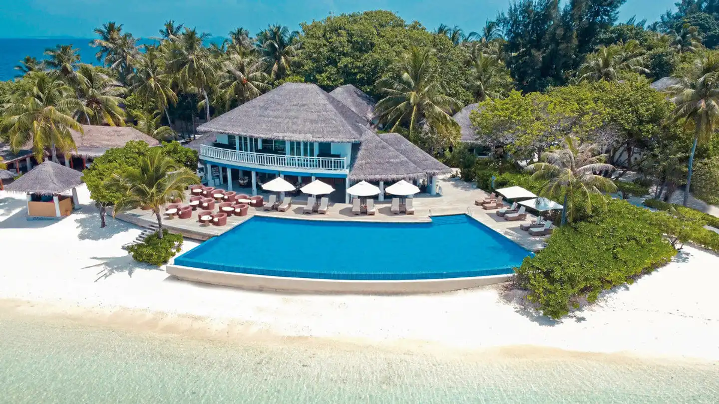NH Maldives Kuda Rah Resort Pool