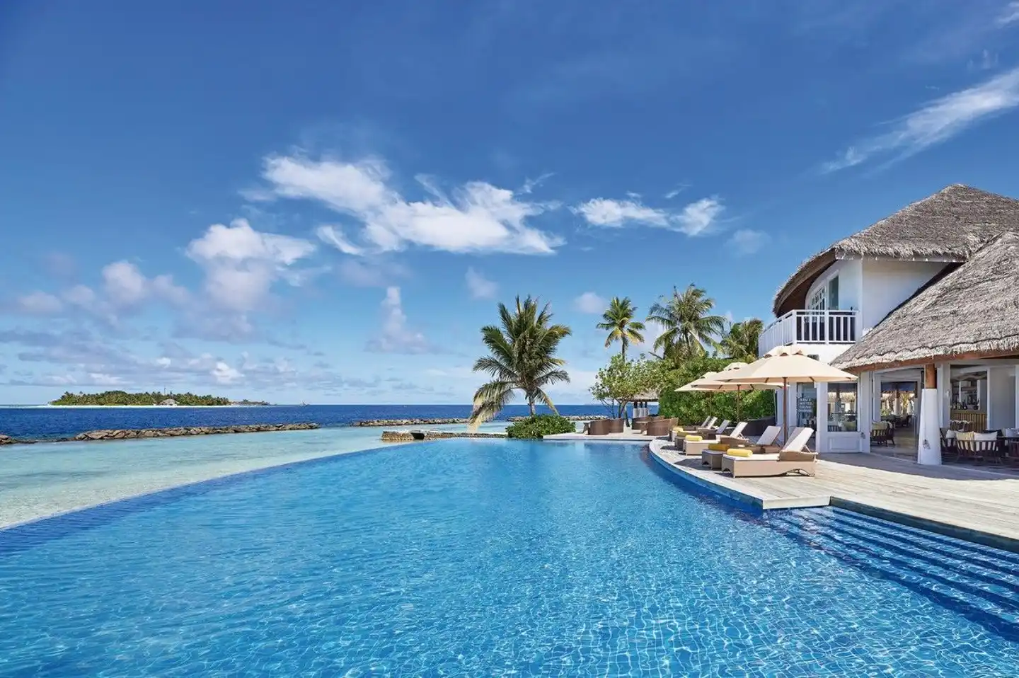 NH Maldives Kuda Rah Resort Pool