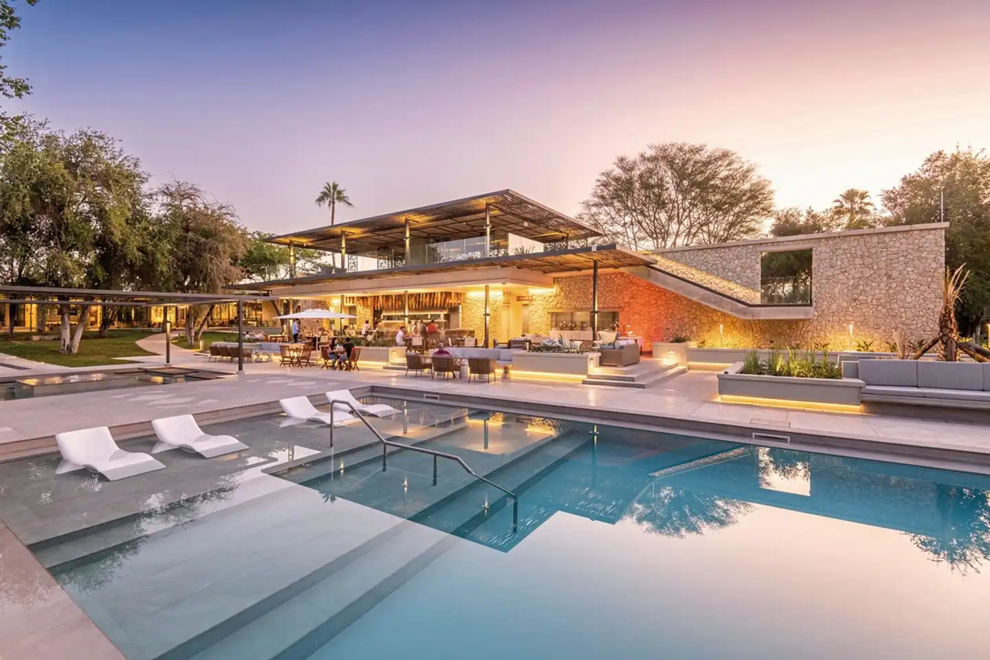 Mokuti Etosha Lodge Pool