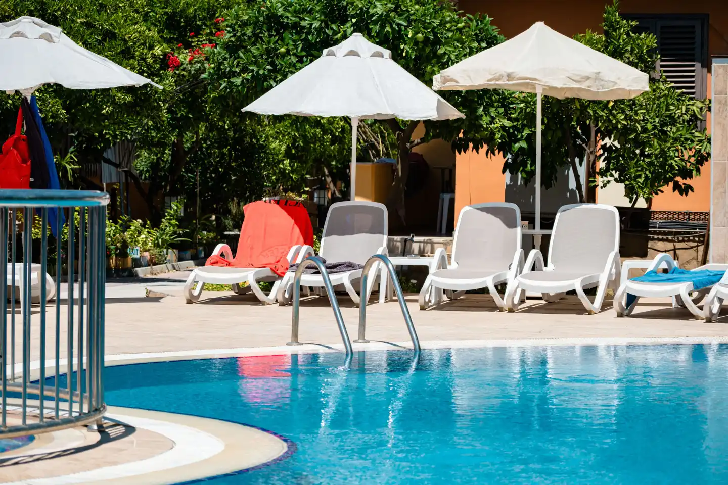 Özlem Garden POOL