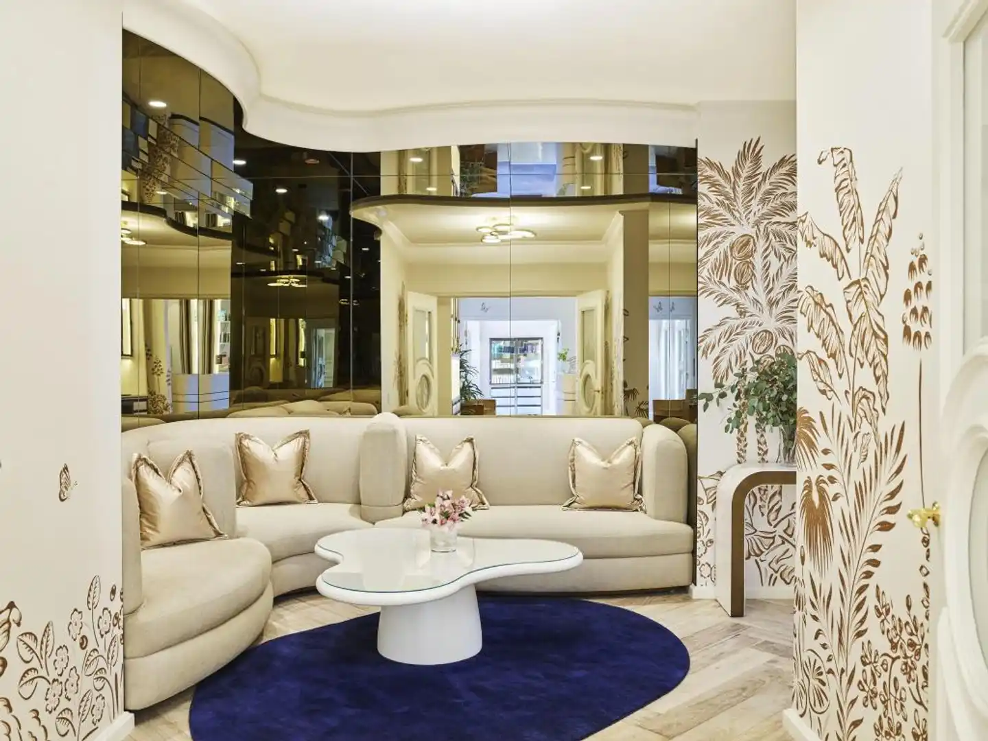 The Beverly Hills Hotel - Dorchester Collection Lobby