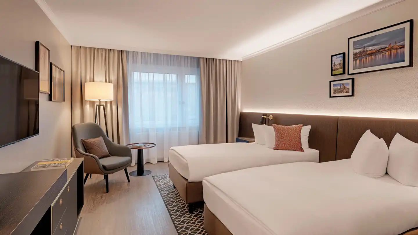 Bilderberg Bellevue Hotel Dresden Wohnbeispiel
