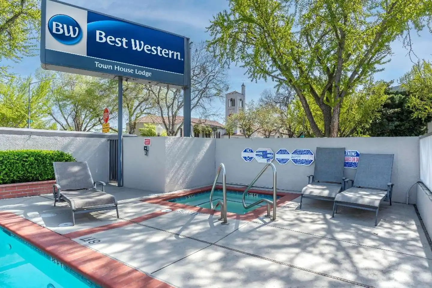 Best Western Town House Lodge Aussenansicht