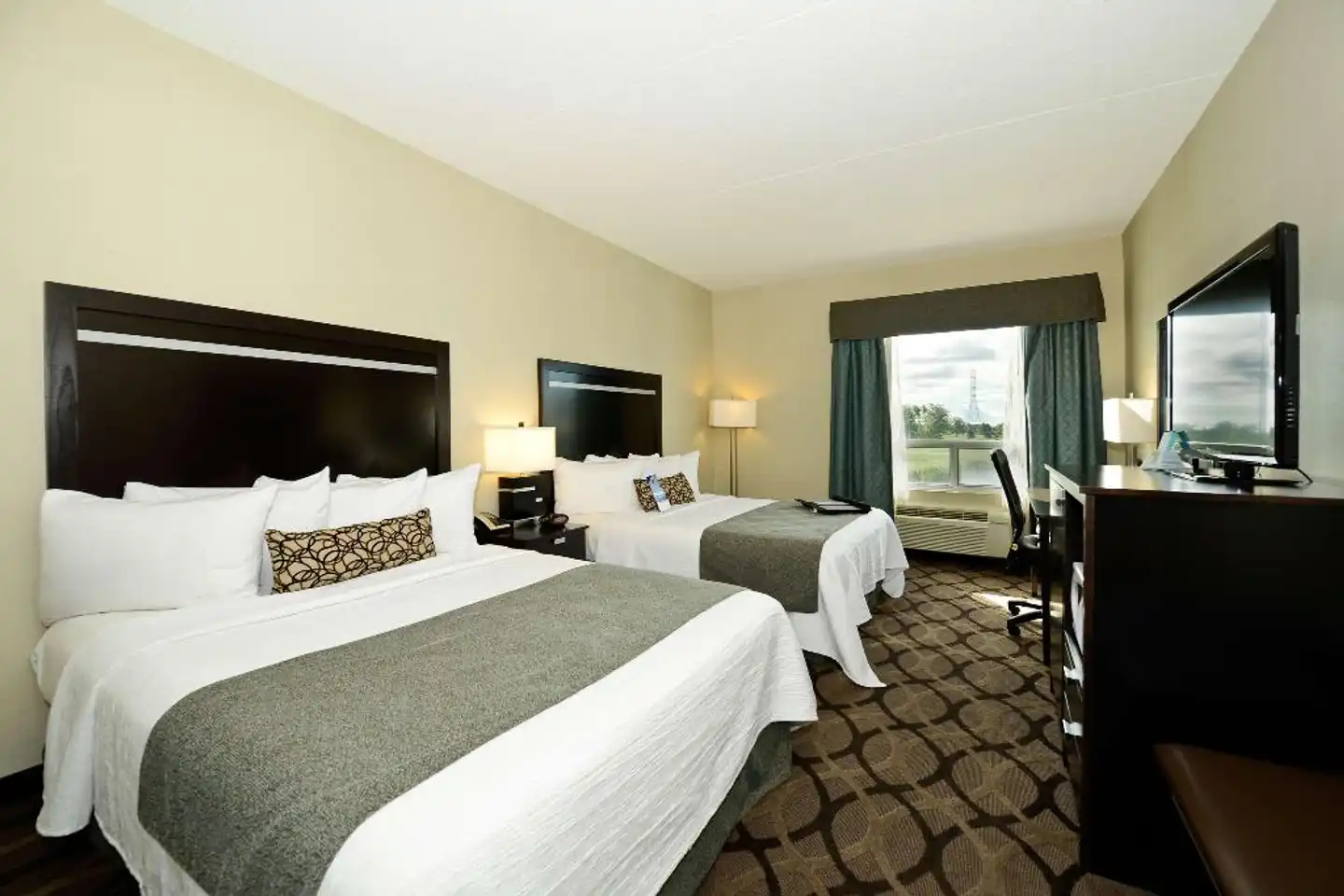 Best Western Plus Travel Hotel Toronto Airport Wohnbeispiel