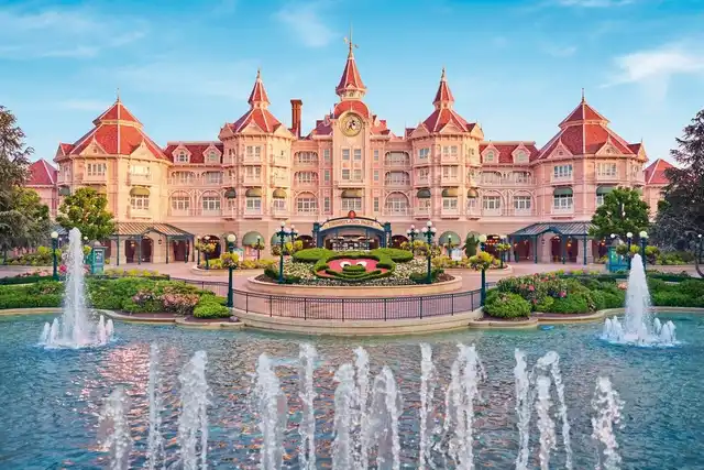 Disneyland® Hotel Aussenansicht