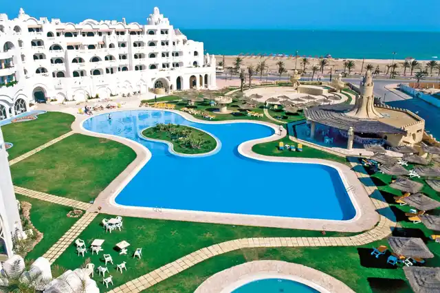 Lella Baya & Thalasso Sport und Entertainment