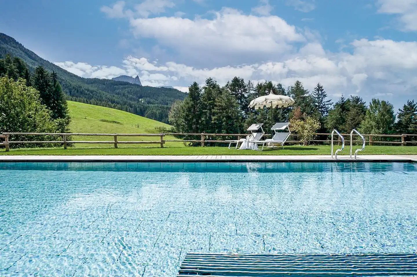 Chalet Tianes Pool