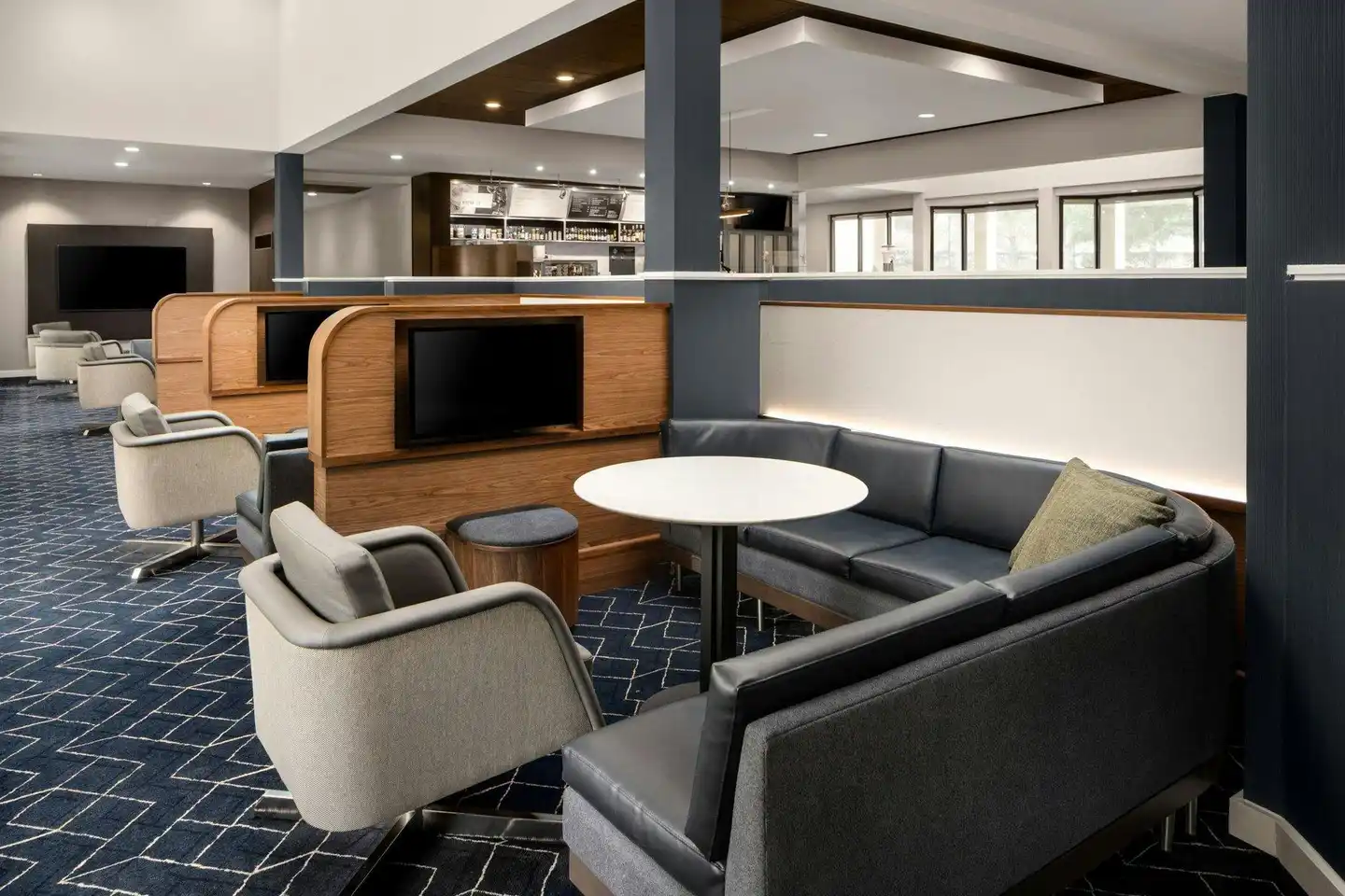 Courtyard by Marriott Portland Beaverton Lobby