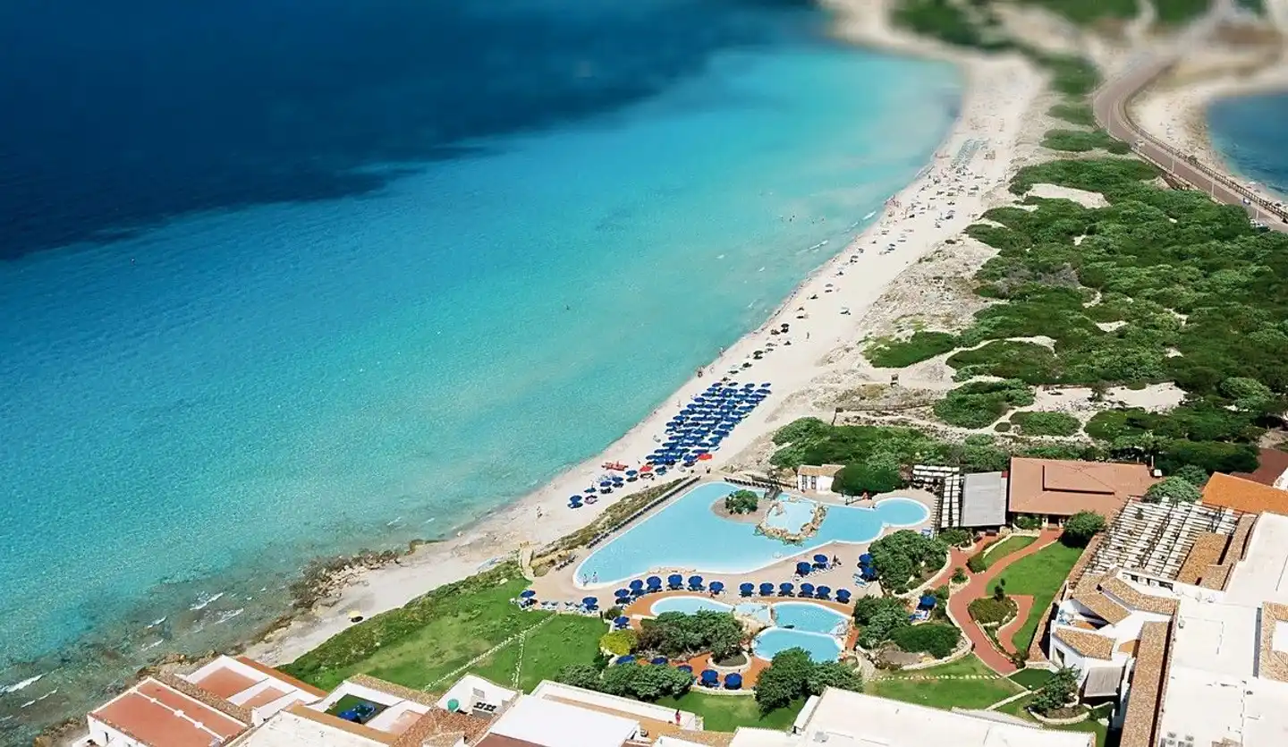 Grand Hotel Colonna Capo Testa Aussenansicht
