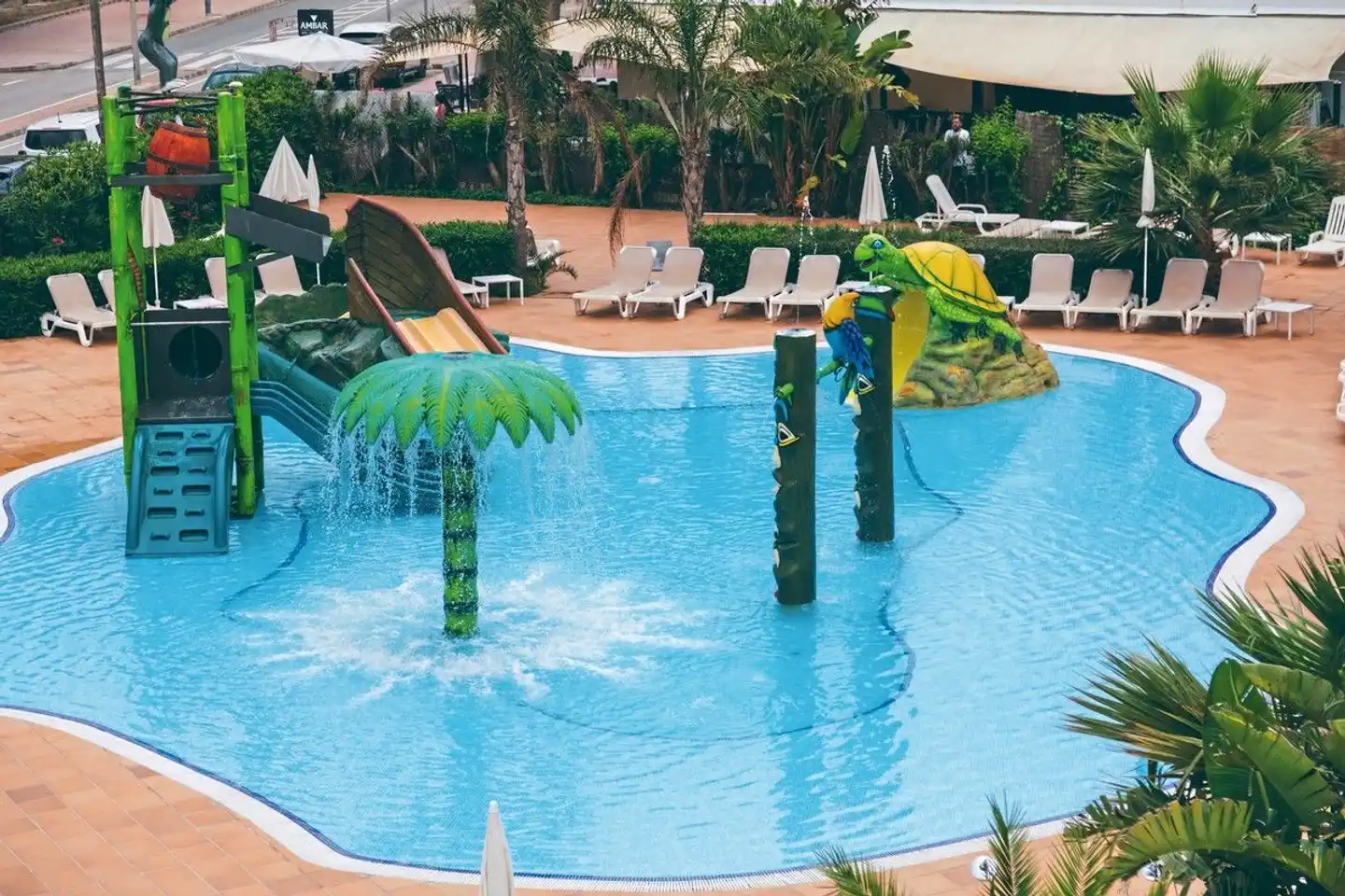Balansat Resort Pool