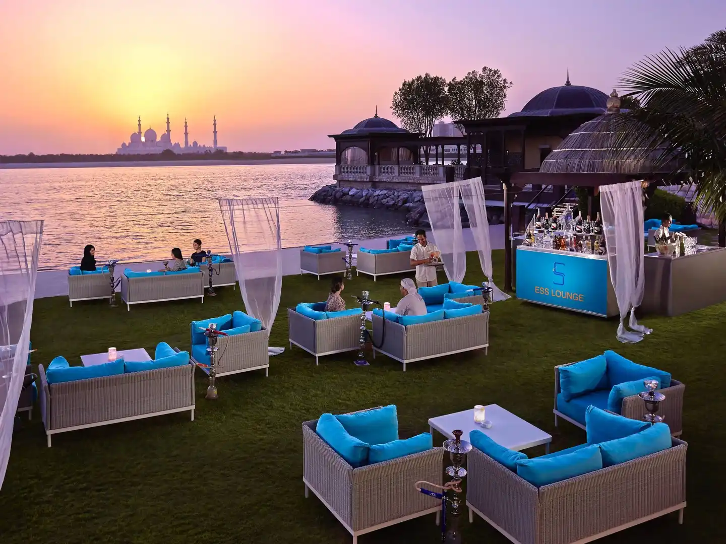 Shangri-La Qaryat Al Beri Terrasse