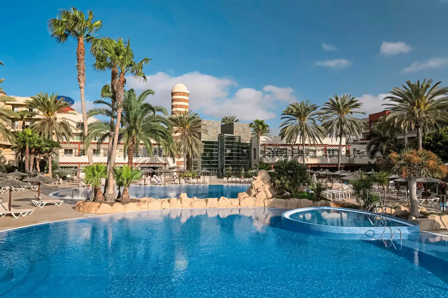 Elba Carlota Beach & Golf Resort Pool