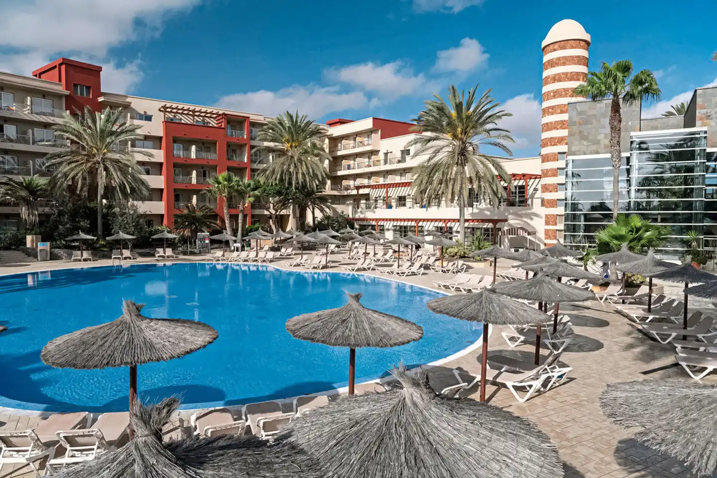 Elba Carlota Beach & Golf Resort Pool