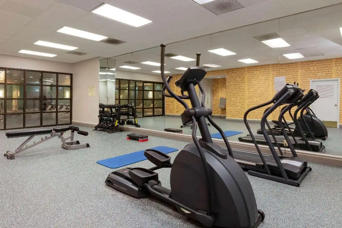 La Quinta Inn & Suites by Wyndham Secaucus Meadowlands Sport und Entertainment