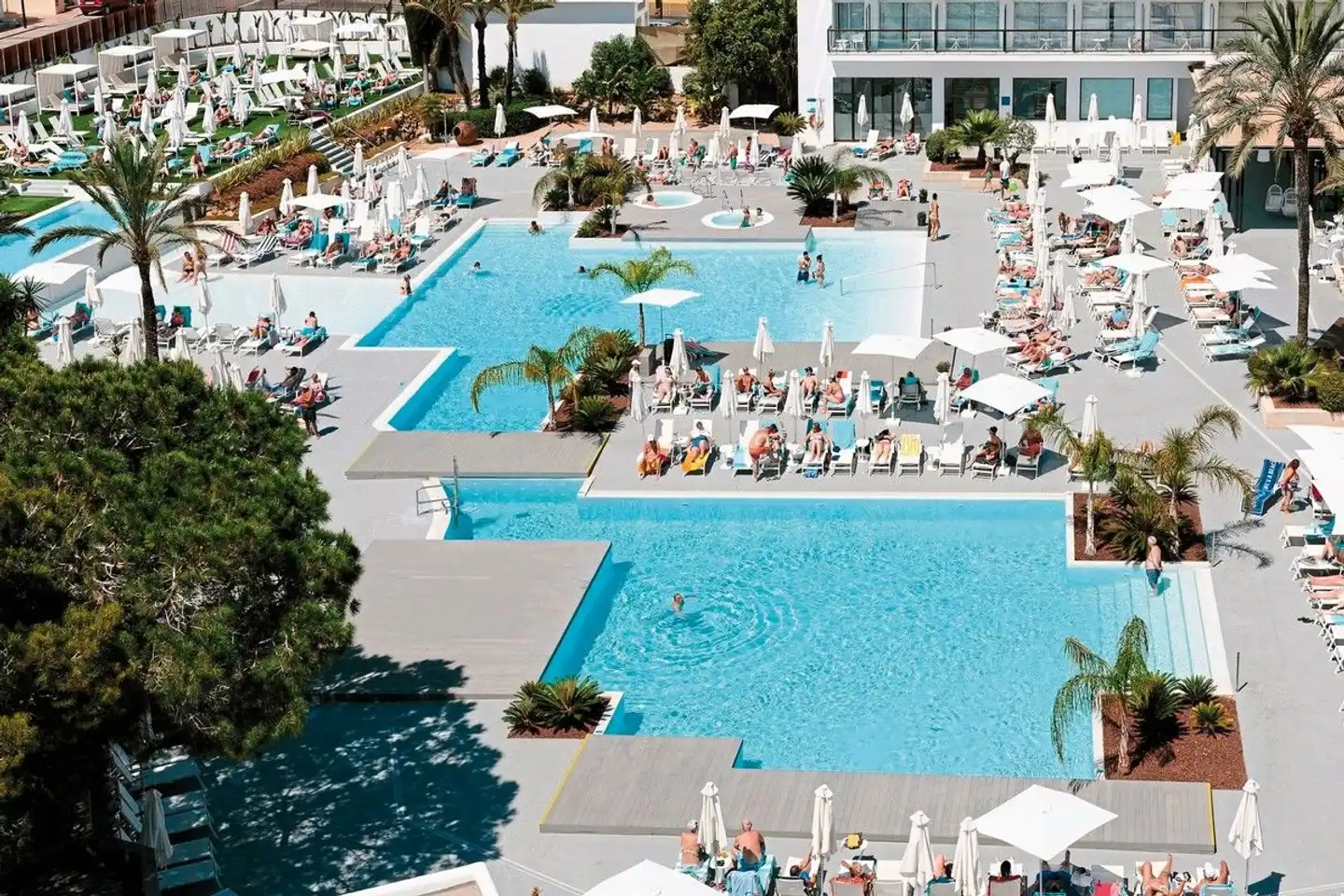 AluaSoul Ibiza Pool