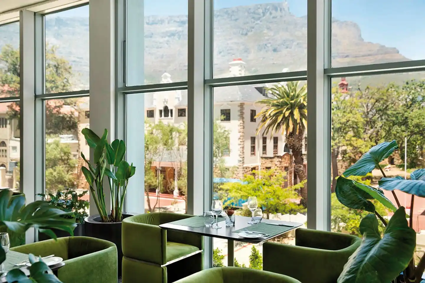 The Capital 15 On Orange Hotel & Spa Lobby