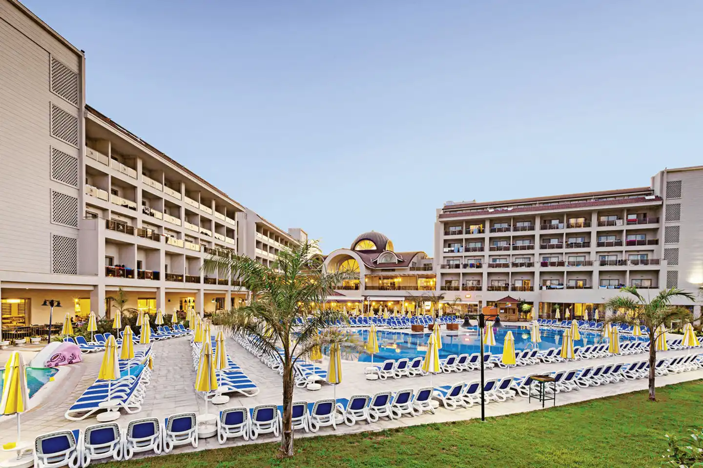 Seher Sun Palace Resort & Spa Aussenansicht