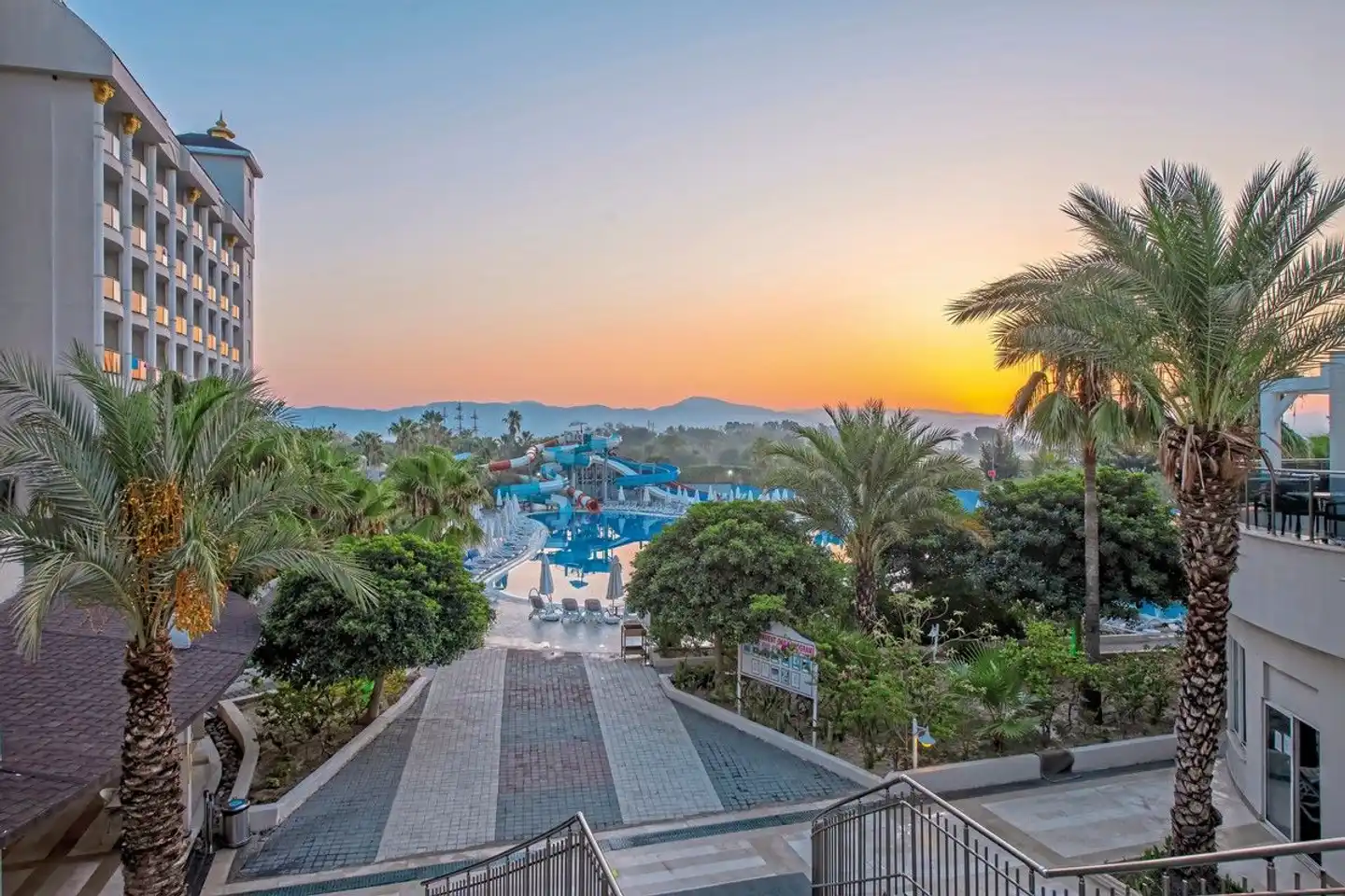 LRS Lake & River Side Hotel & Spa Landschaft