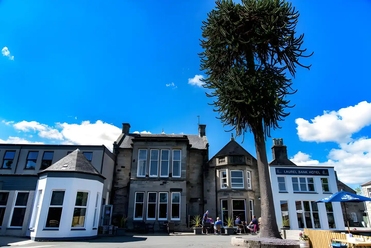 Laurel Bank Hotel Aussenansicht