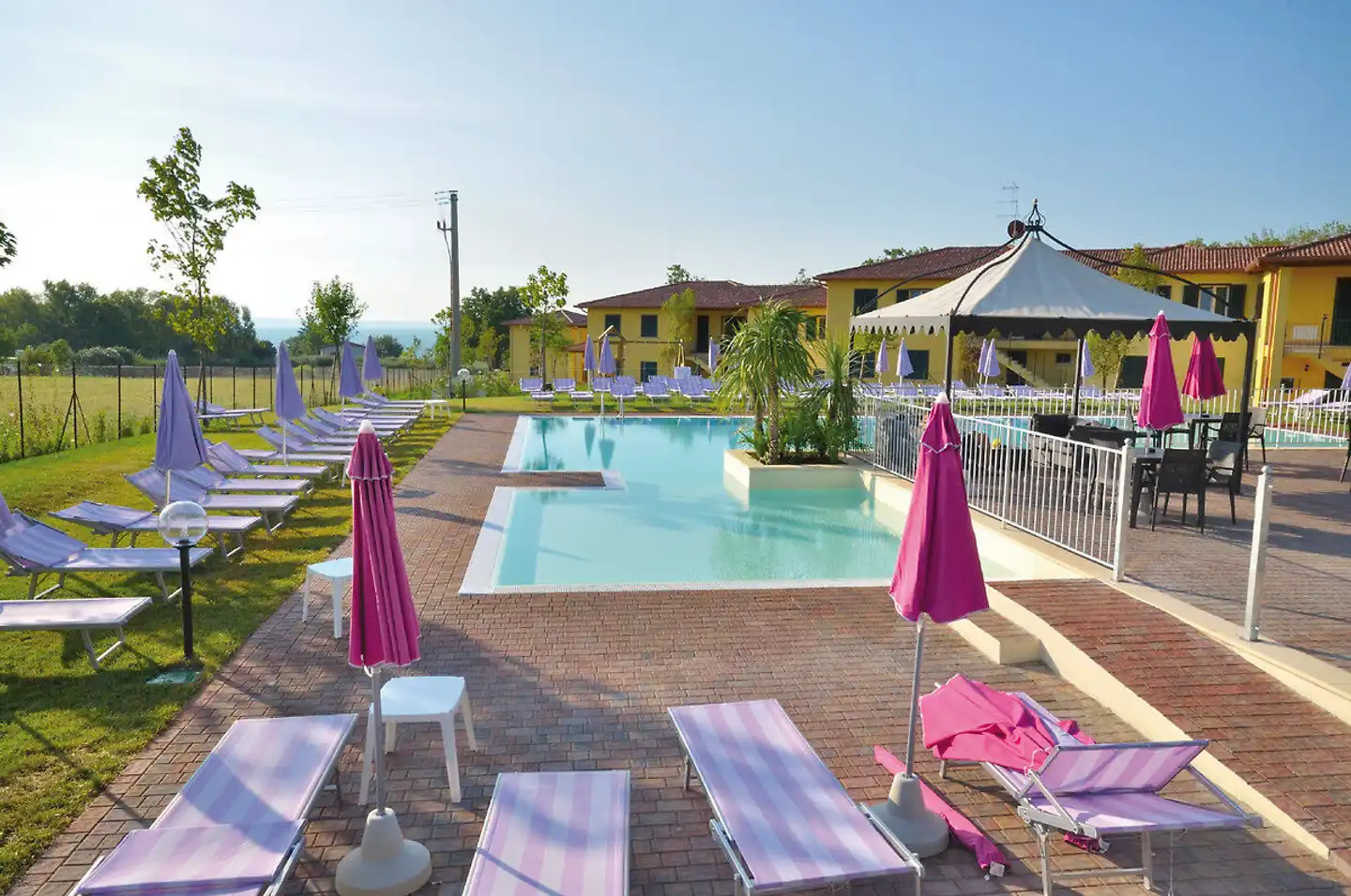 Residence Karina Pool