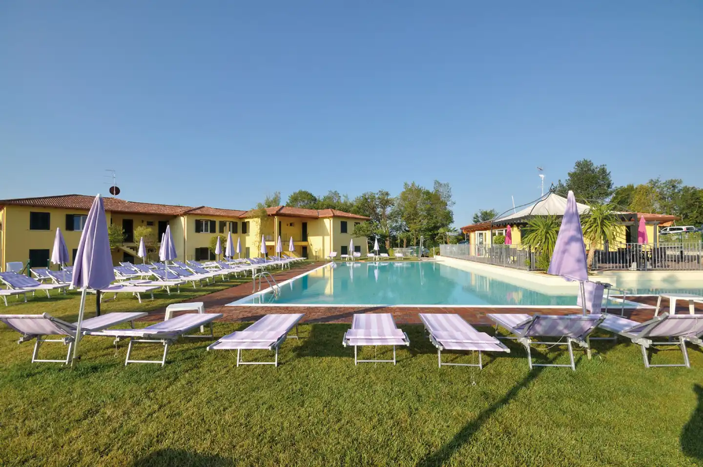 Residence Karina Pool