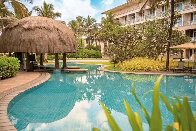 Sentido Heritance Negombo Pool