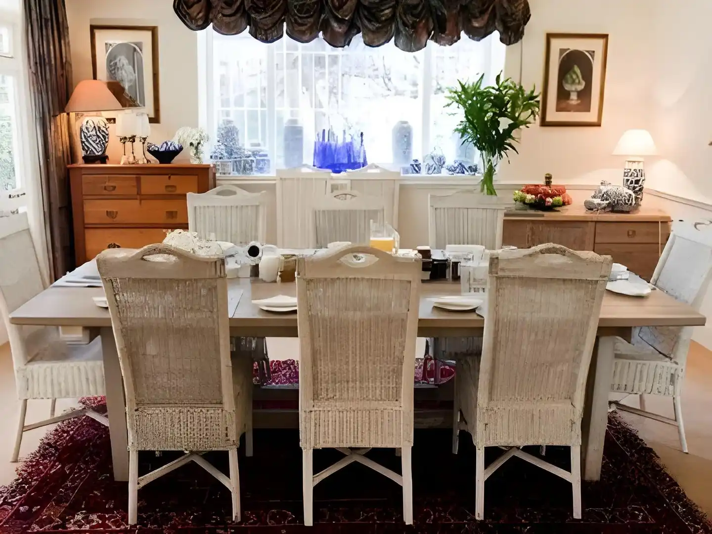 Melrose Place Guest Lodge Restaurant
