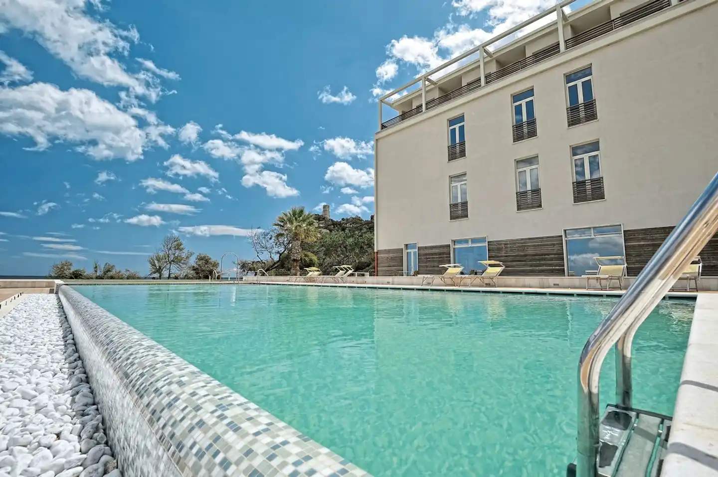 Torre Salinas Pool