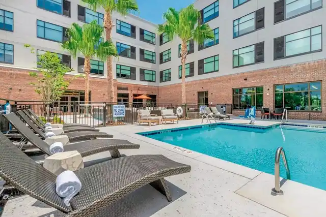 Cambria Charleston Riverview Pool