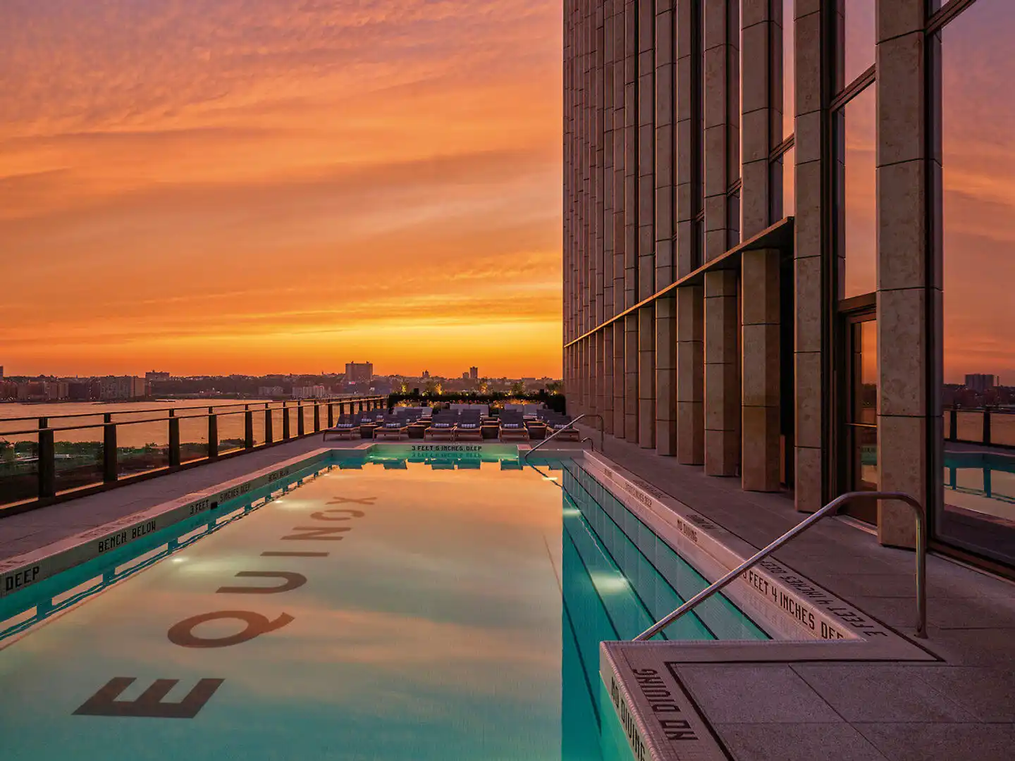 Equinox Hotel New York Sport und Entertainment