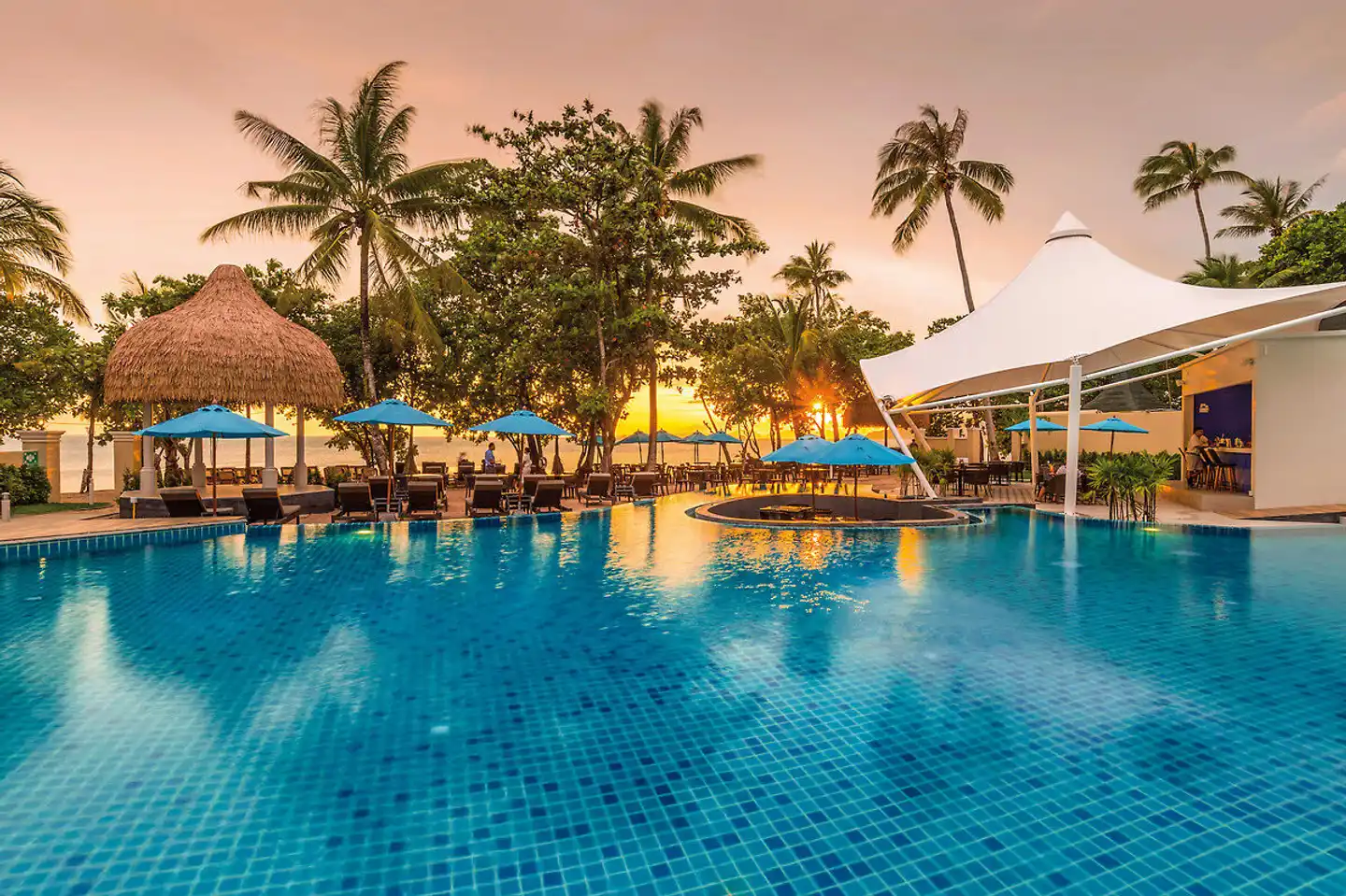 Centara Ao Nang Beach Resort & Spa Pool