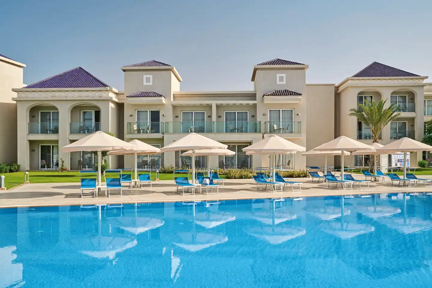 Pickalbatros White Beach Resort Taghazout Pool