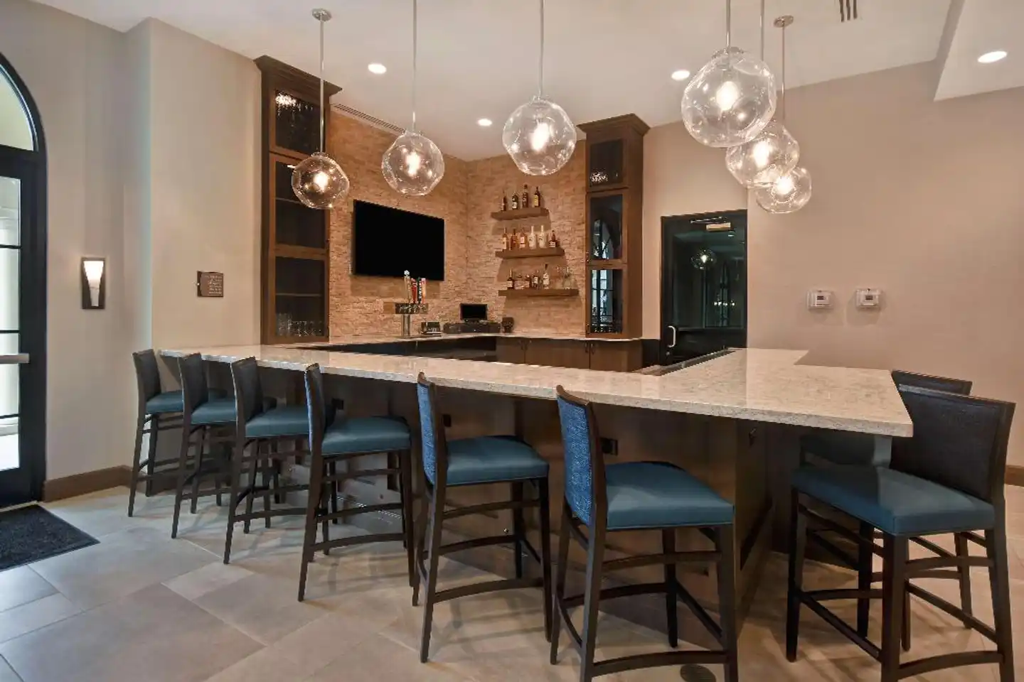 Homewood Suites by Hilton Flamingo Crossings Bar