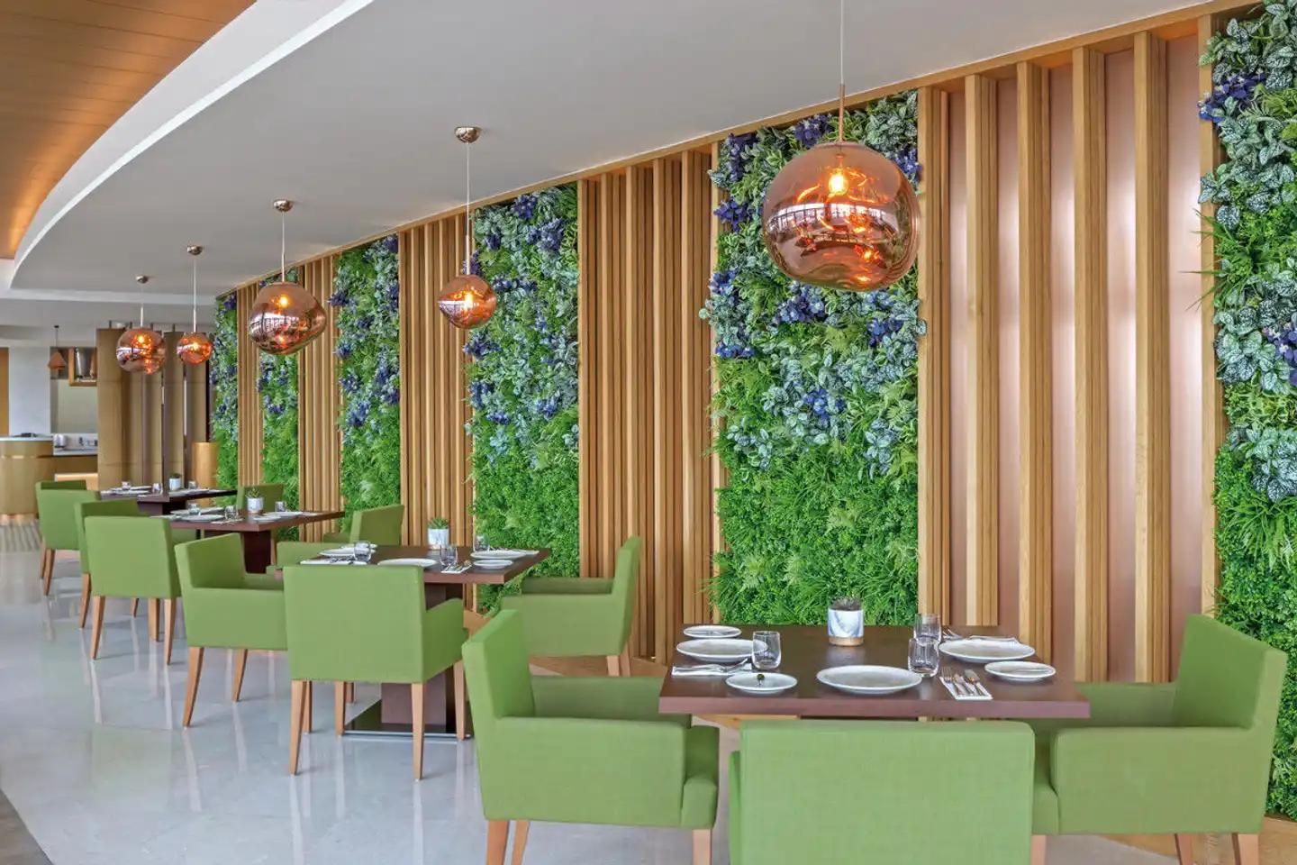 Hilton Dubai Creek Hotel & Residences Restaurant