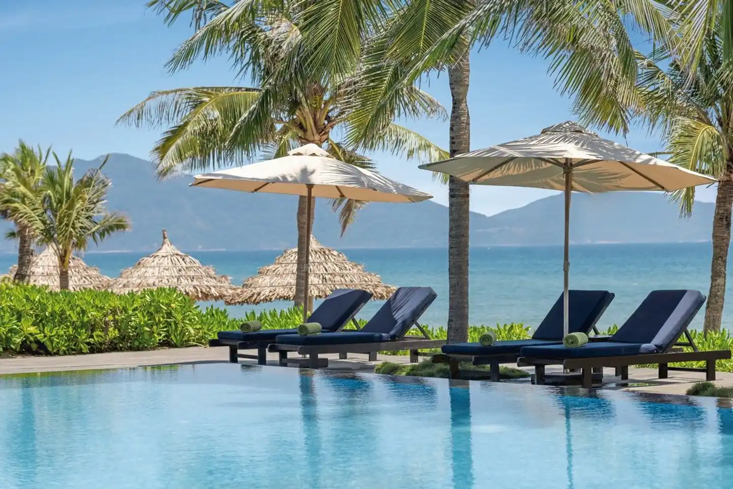 Melia Danang Beach Resort Pool