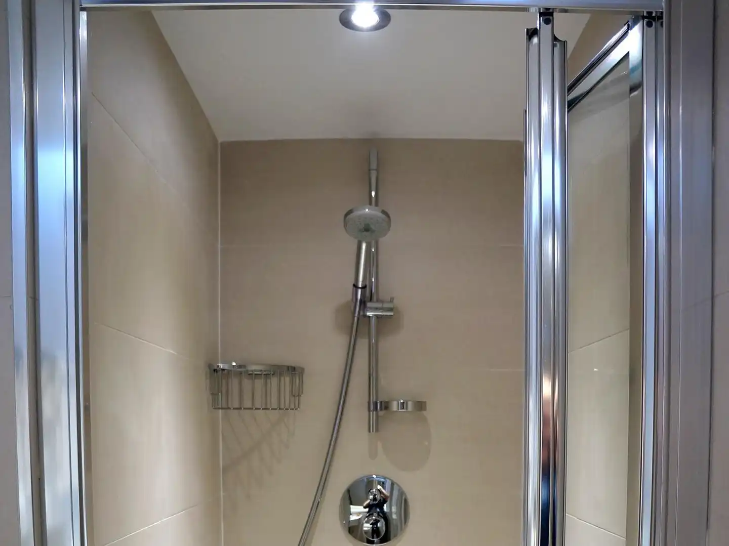 So Arch Hotel Badezimmer