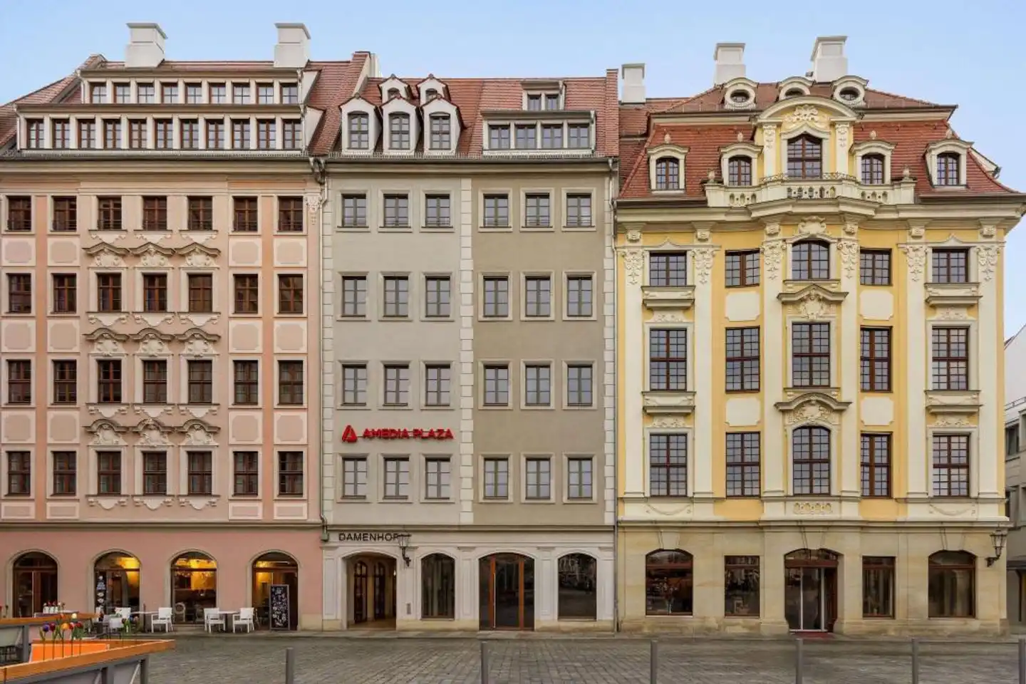 Amedia Plaza Dresden Aussenansicht