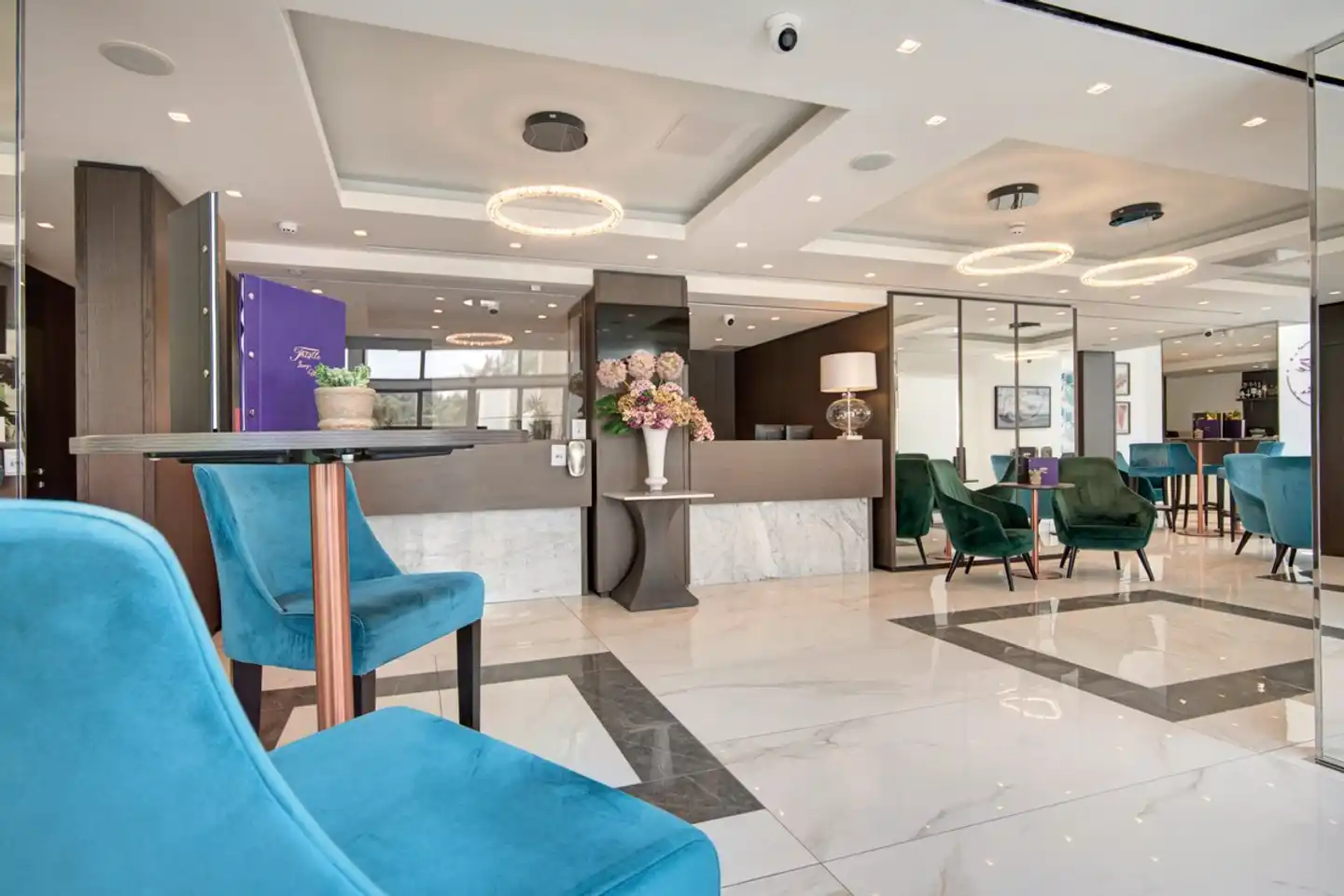 Urban Valley Resort & Spa Lobby