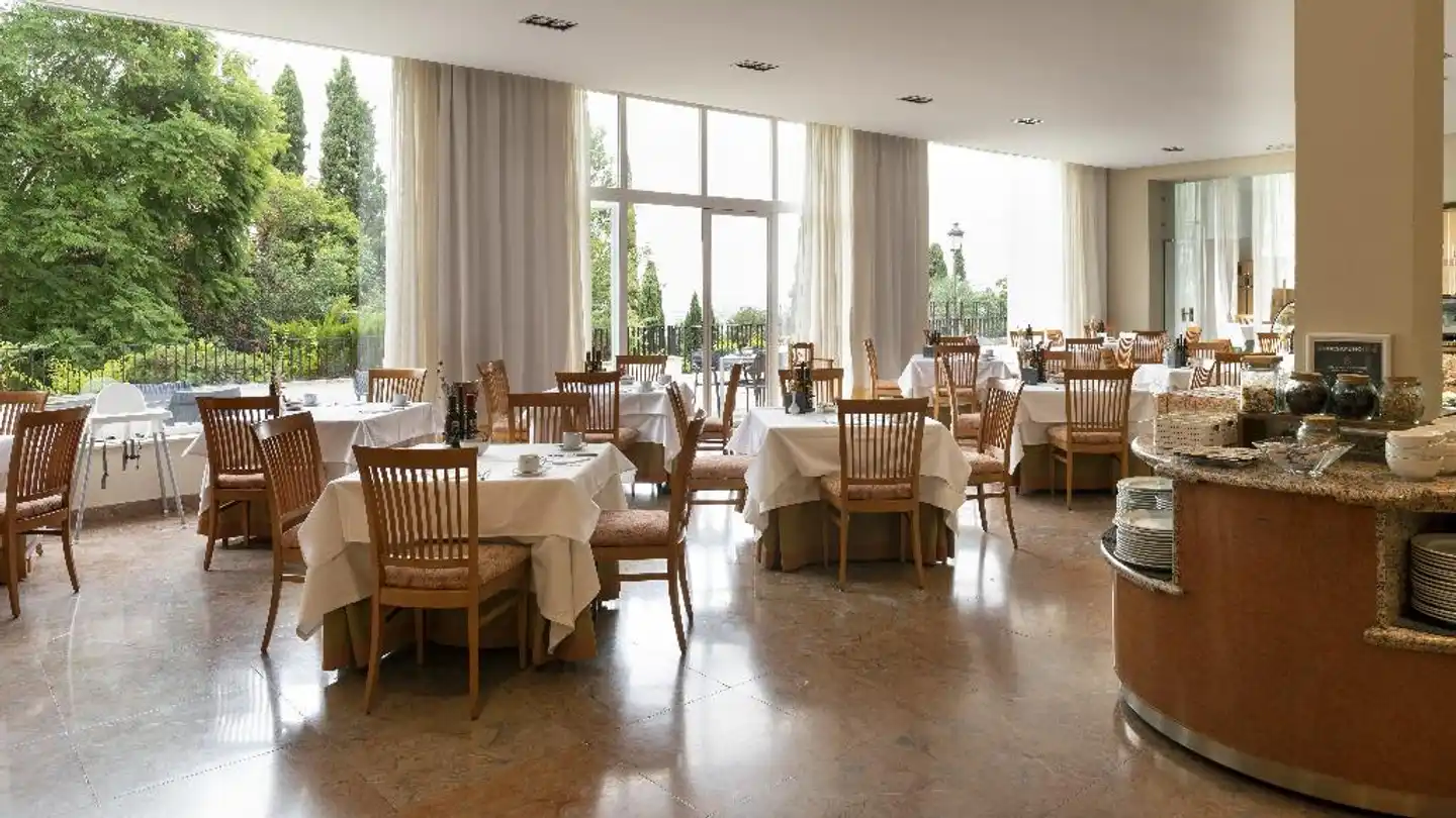 Parador de Cordoba Restaurant