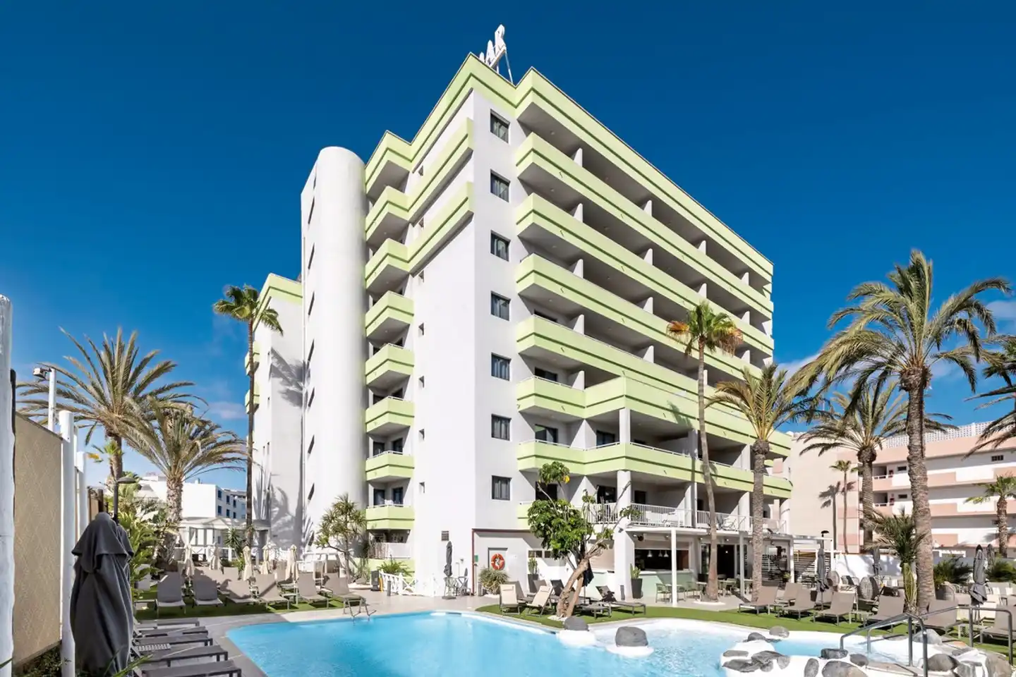 LIVVO Anamar Suites Aussenansicht