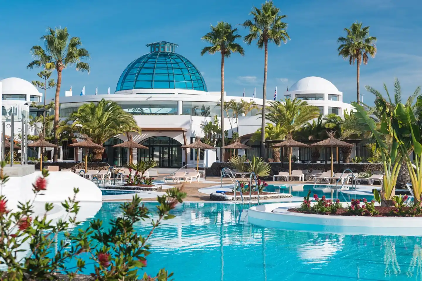 Elba Lanzarote Royal Village Resort Pool